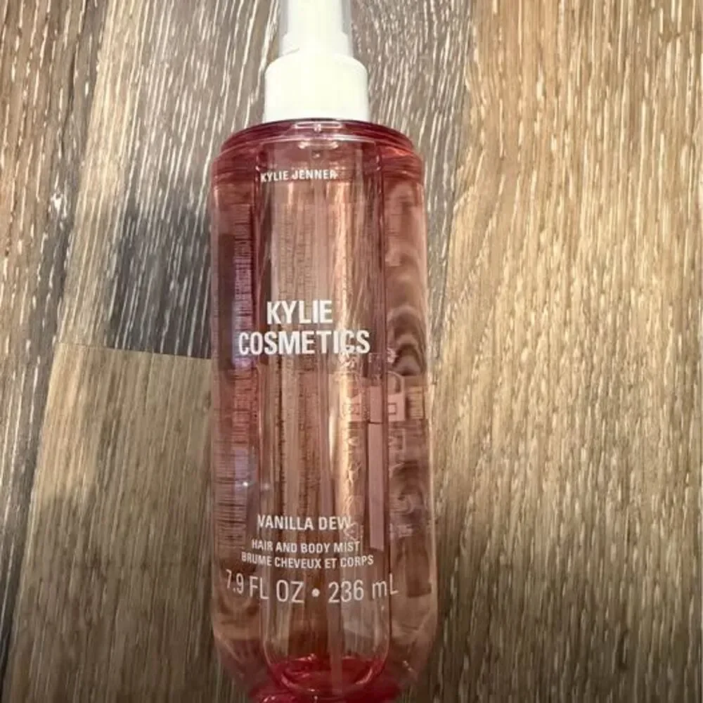 Kylie Cosmetics Caramel Cloud & Vanilla Dew Hair and Body Mists
